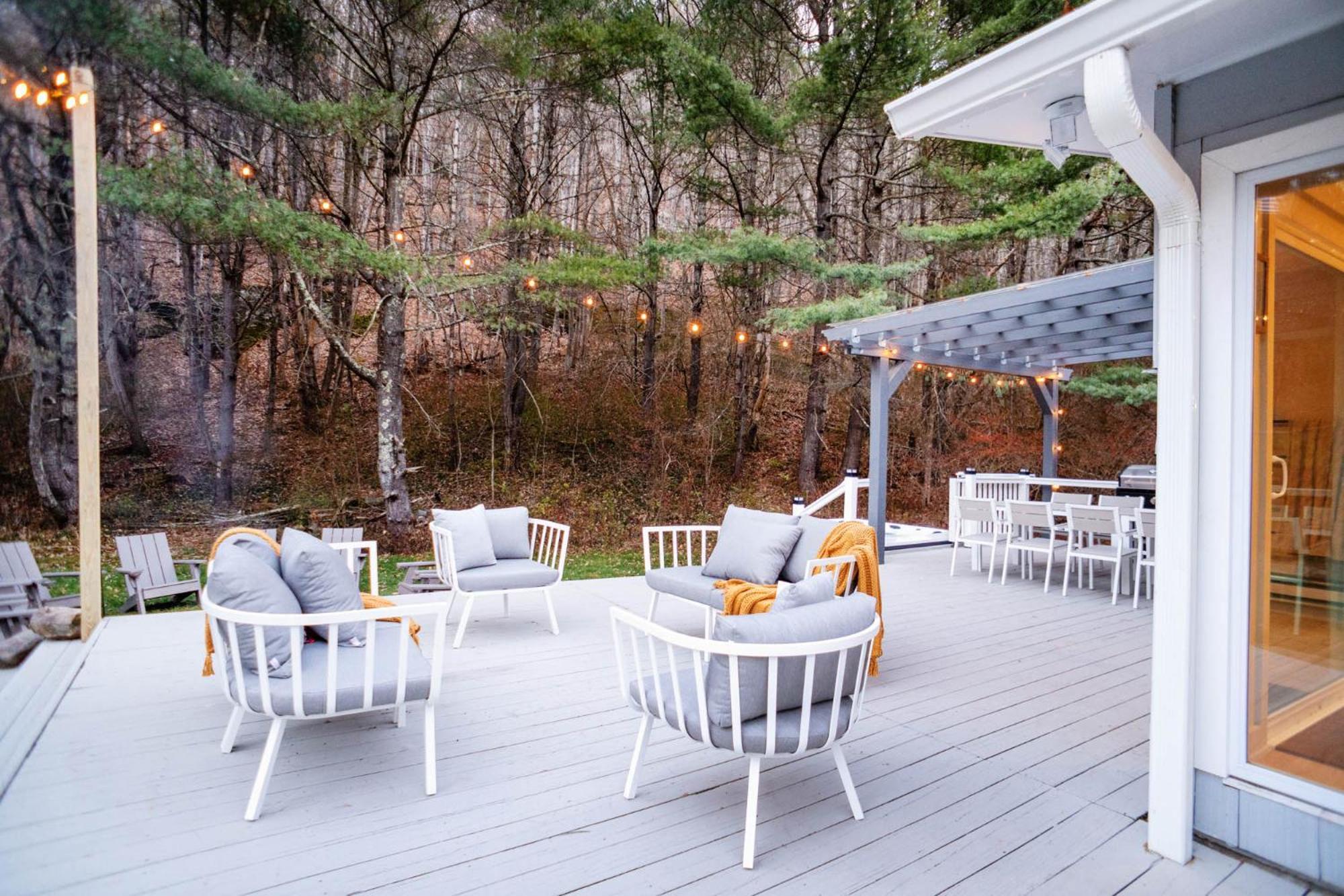 Prattvilla -Catskill -Mountain Escape 5 Bedroom ,3 Bath With Hot Tub Prattsville Esterno foto